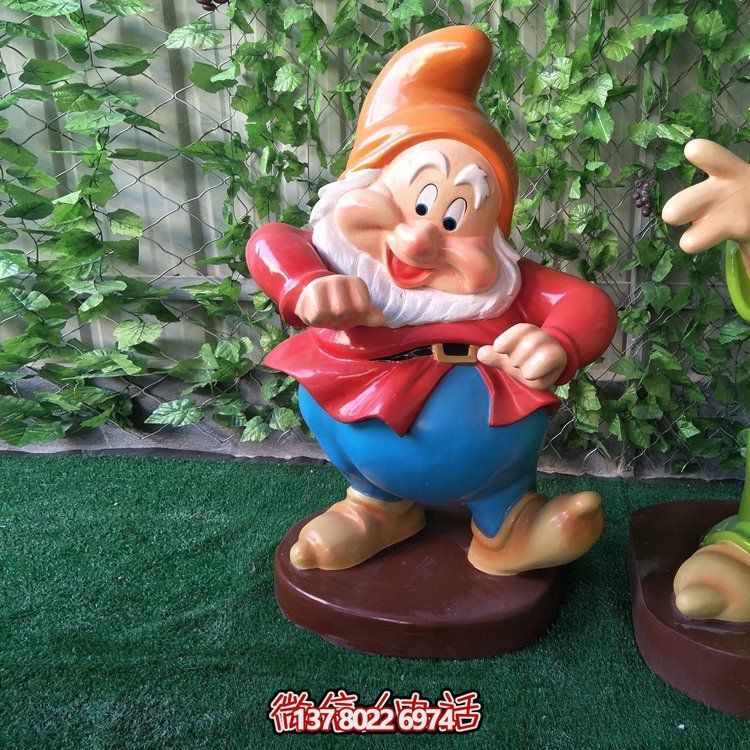 卡通小矮人雕塑，提升商場、戶外、園林景觀的玻璃鋼精美裝飾