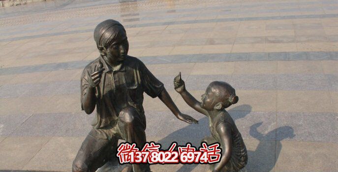 母女銅雕一次游覽公園、參與游戲、體驗(yàn)雕塑的絕佳體驗(yàn)