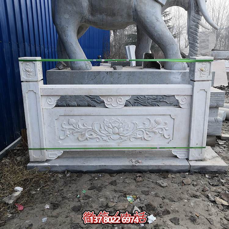 精美石雕扶手欄桿，完美裝飾戶外