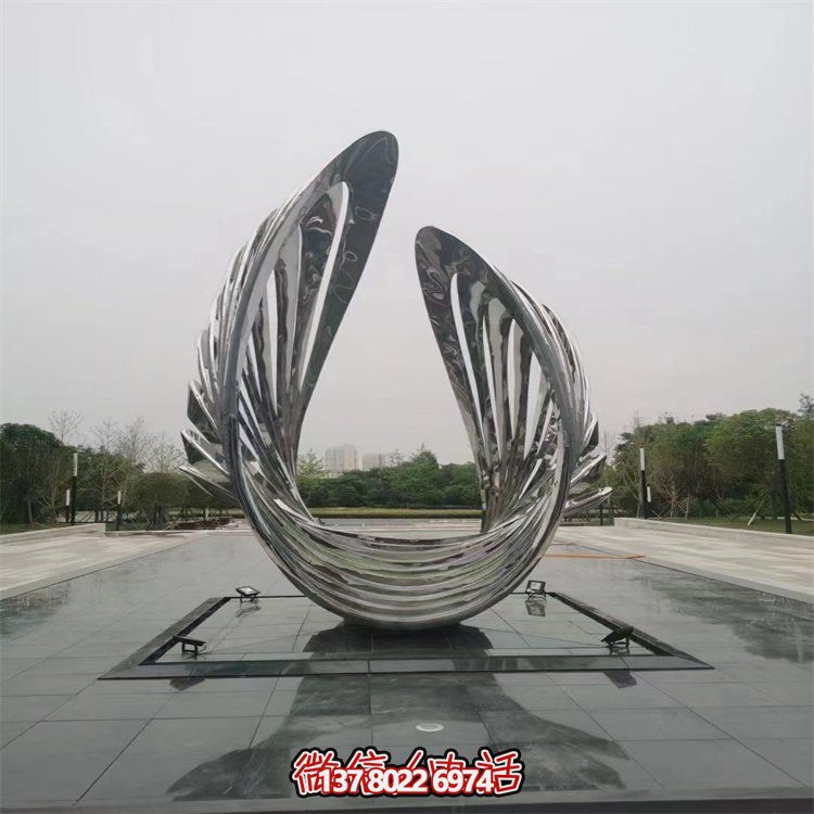 不銹鋼抽象翅膀藝術(shù)雕塑，為戶外廣場(chǎng)增添獨(dú)特景觀