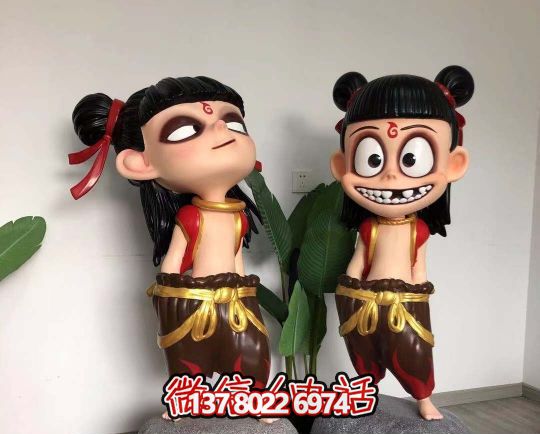 玻璃鋼哪吒雕塑精美彩繪，給景區(qū)園林增色不少