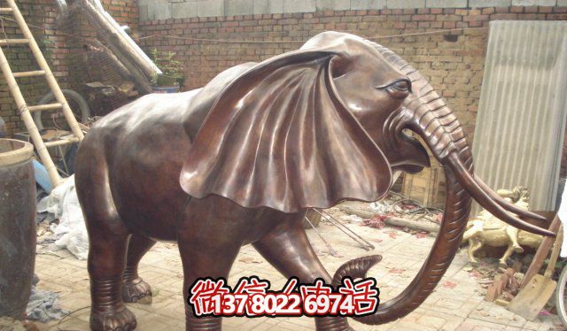 創(chuàng)意仿銅大象雕塑，美化環(huán)境景觀
