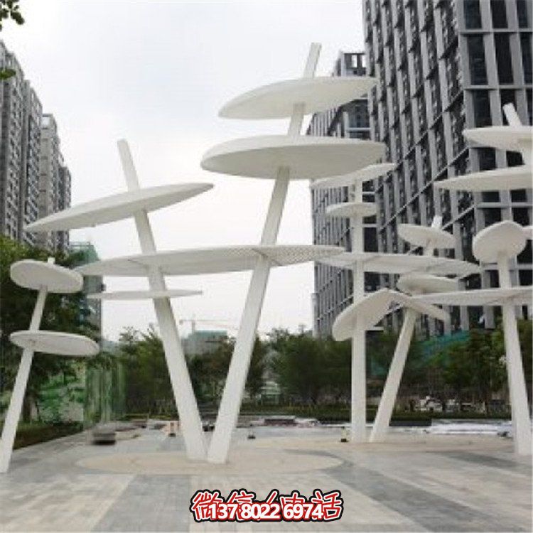 精美不銹鋼雕塑，點綴大型房地產(chǎn)廣場城市園林景觀