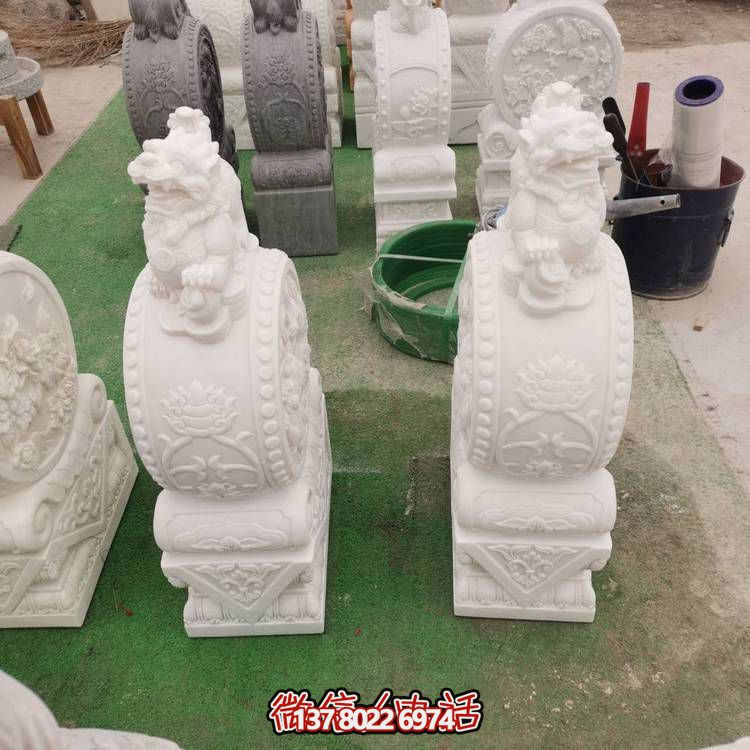 細(xì)膩的石雕藝術(shù)——漢白玉小象門墩雕塑