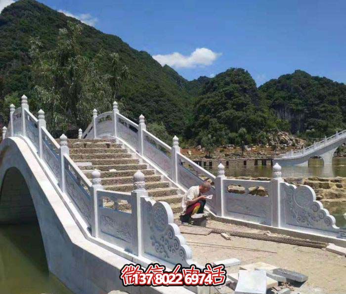 石拱橋，精美漢白玉欄桿，美景美景