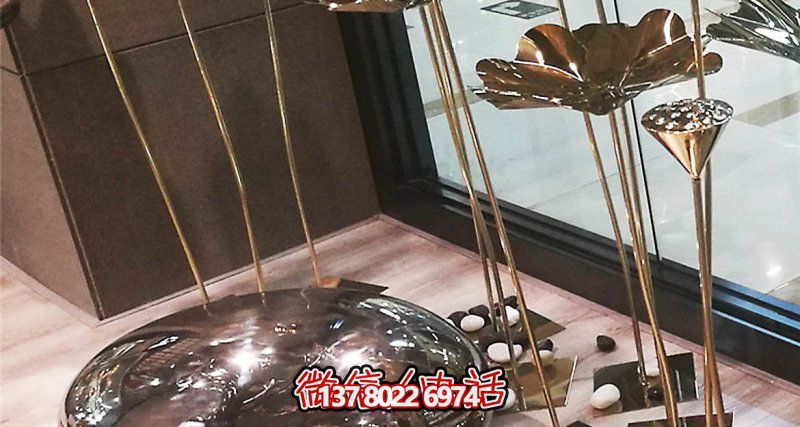 室內(nèi)裝飾蓮蓬雕塑，用不銹鋼鵝卵石點(diǎn)綴