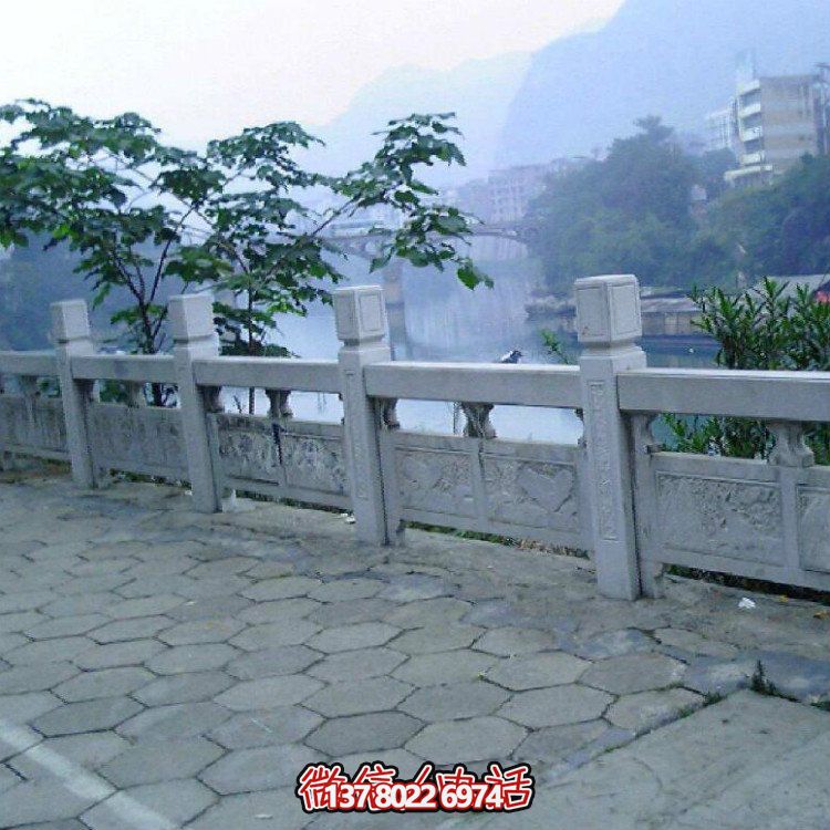 品質(zhì)精良的大理石欄桿、欄板及雕塑，締造美麗景觀