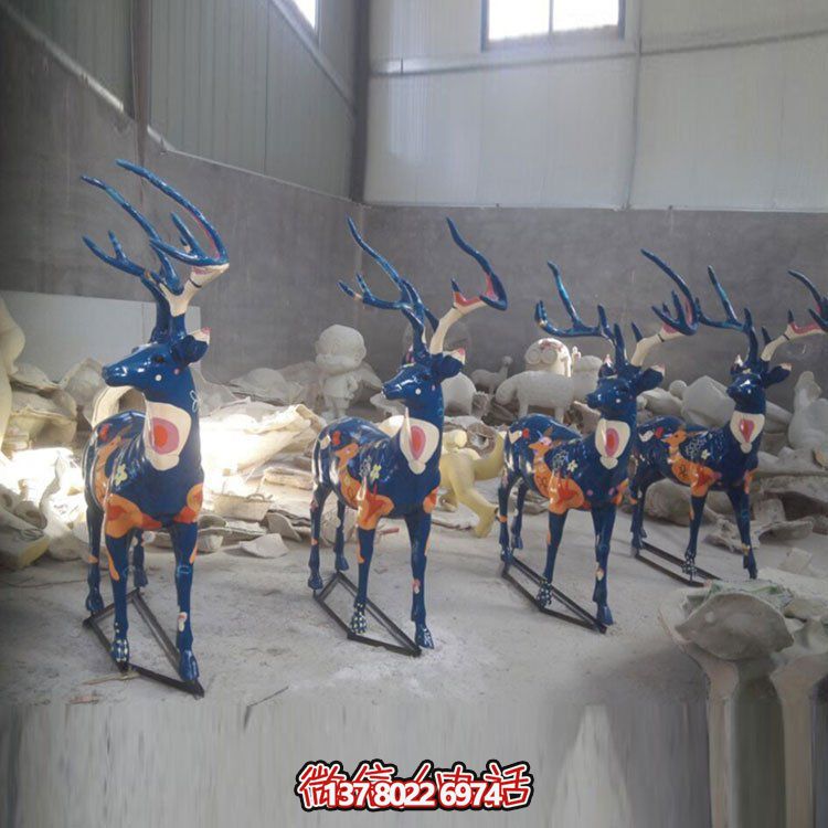 玻璃鋼梅花鹿彩繪擺件，把園林景觀裝點(diǎn)出夢(mèng)幻色彩