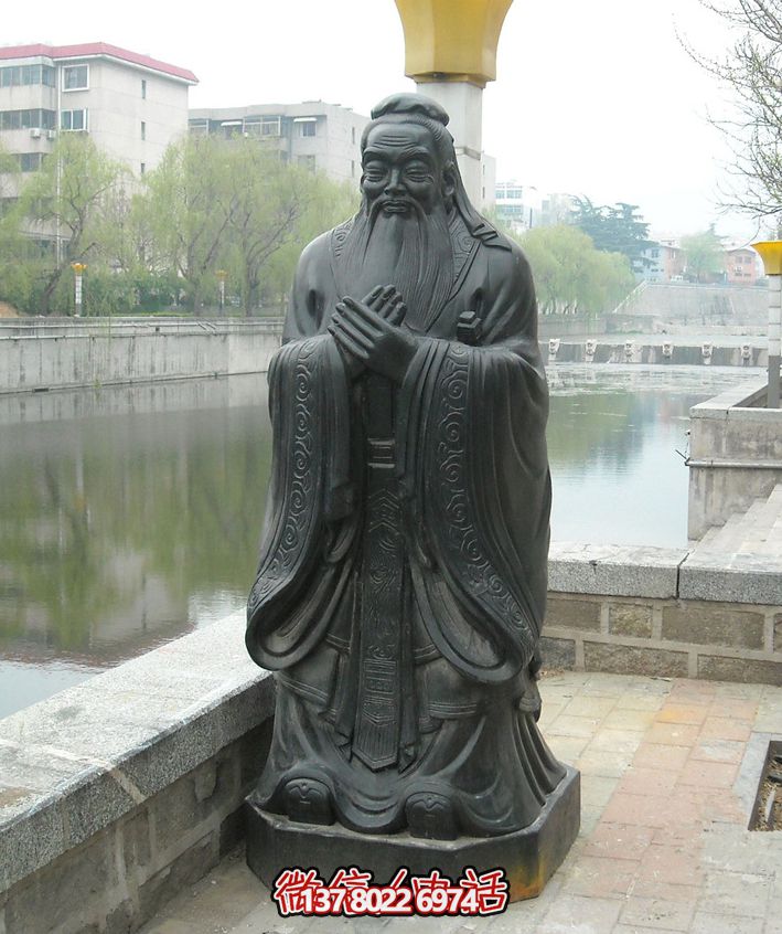 歷史名人雕塑，銅像點(diǎn)綴湖邊公園小區(qū)