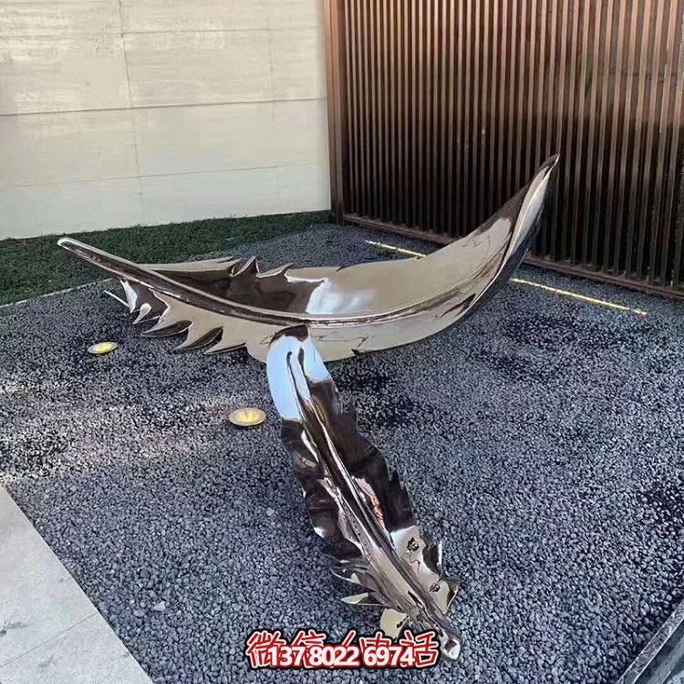 不銹鋼羽毛擺件鏡面裝飾，點亮戶外公園