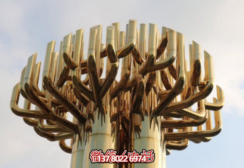 不銹鋼大樹(shù)雕塑，金色噴涂