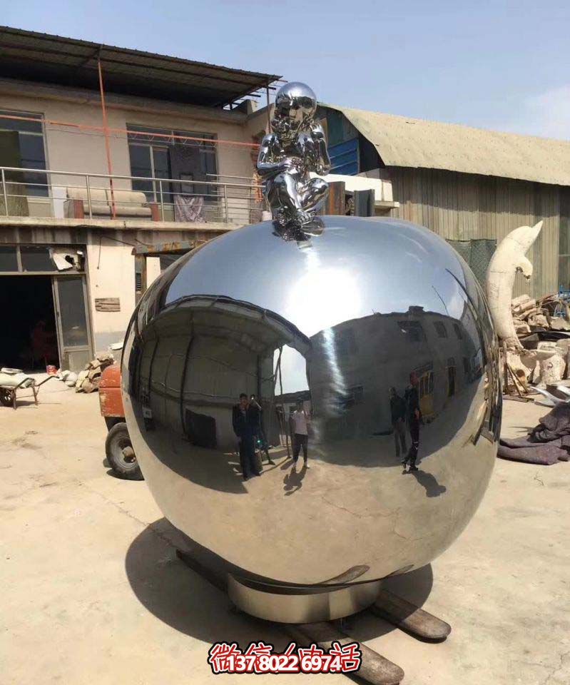 別墅酒店創(chuàng)意不銹鋼蘋果造型雕塑 別墅酒店創(chuàng)意不銹鋼蘋果造型雕塑