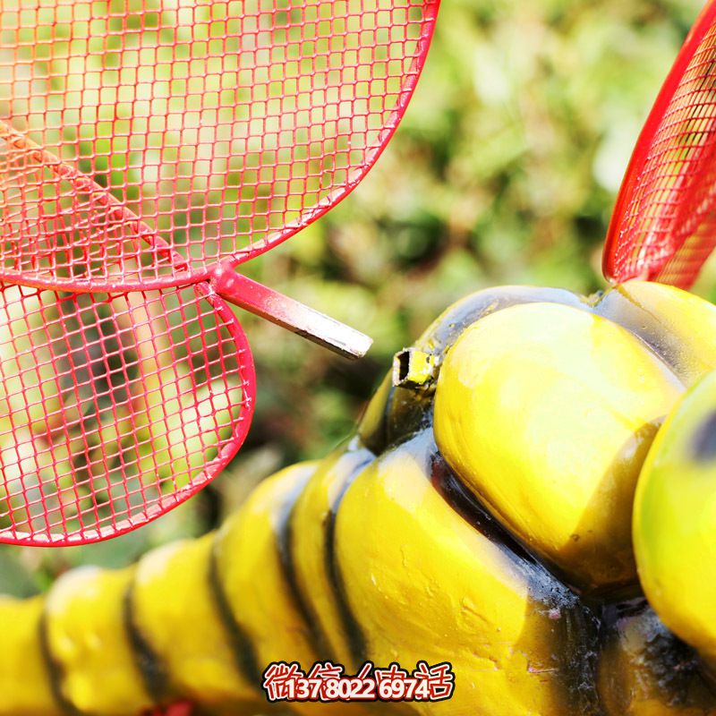 學(xué)院城市廣場(chǎng)卡通黃色玻璃鋼蜻蜓雕塑 學(xué)院城市廣場(chǎng)卡通黃色玻璃鋼蜻蜓雕塑